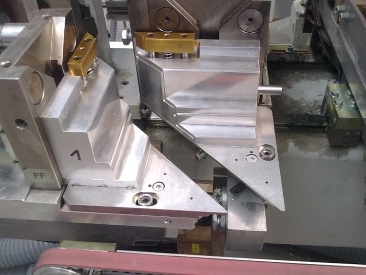 Nástroje na plastové okná 02